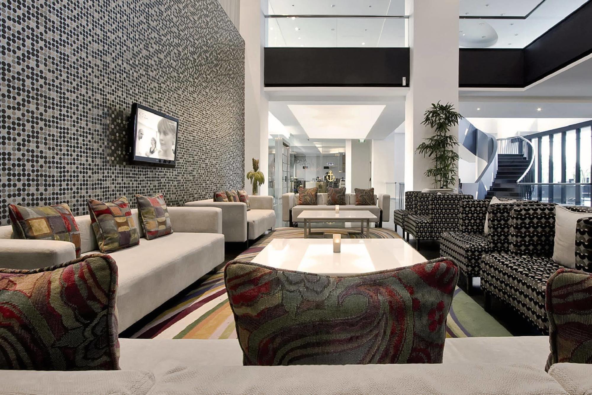 Ts Suites Surabaya Exterior photo