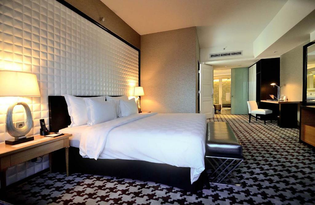 Ts Suites Surabaya Exterior photo